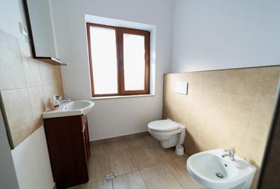 Casă cu 2 camere cu Teren 1215 Mp în Turcheș