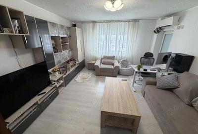 Apartament cu 3 camere decomandat în Alexandriei - 2