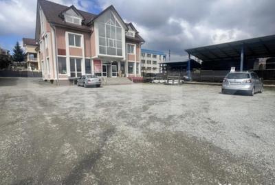 Spațiu comercial, de 600 mp, în Industrială - 3