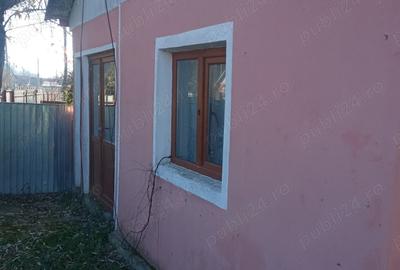 Casă cu 3 camere cu Teren 1000 Mp în Varnița - 1