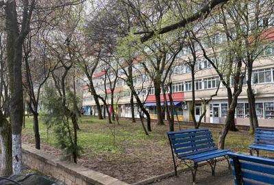 Apartament cu 3 camere decomandat, mobilat în Berceni - 1