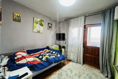Apartament cu 3 camere în Vasile Aaron - 3