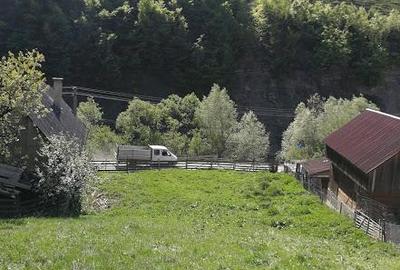 Teren de 1510 mp, în Leșu - 8