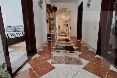 Casă cu 8 camere cu Teren 4600 Mp în Vlădeni - 9