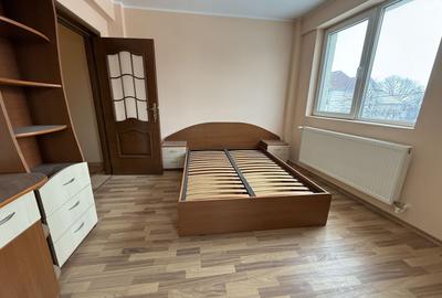 Apartament cu 4 camere decomandat, mobilat în Central - 4