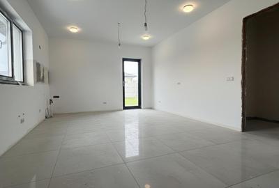 Casă individuală cu 4 camere cu Canalizare în Domnești - 3