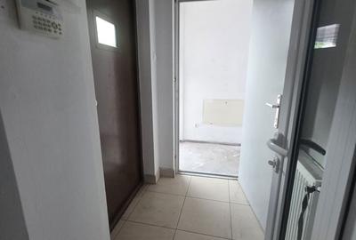 Malll Afi- Iuliu Maniu 126 mp trafic intens vizibilitate foarte buna - 4