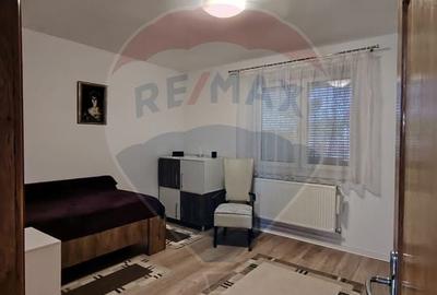 Casă / Vilă cu 8 camere de vânzare în zona Central - 8