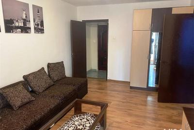 Apartament 3 camere,circular la parter (Cod E5)