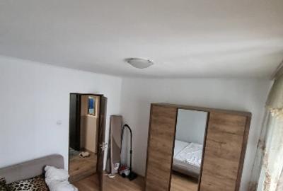 Inchiriez apartament 3 camere central Inchiriez apartament 3 camere central - 3