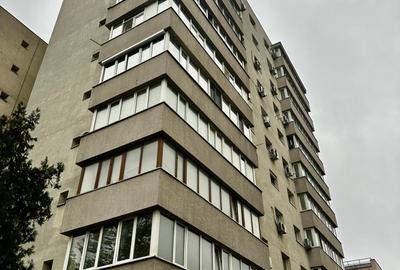 Apartament cu 2 camere în Mihai Bravu