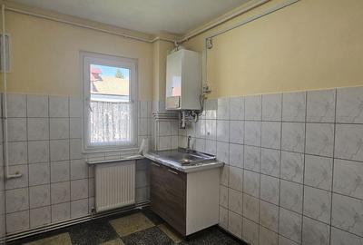 Apartament cu 2 camere semidecomandat în Central - 12