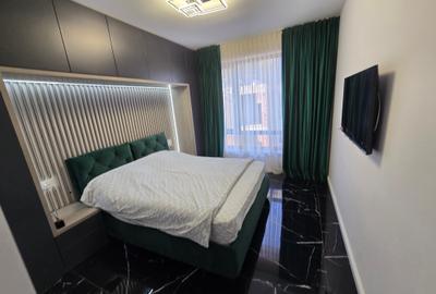 Apartament cu 3 camere semidecomandat, mobilat în Pipera