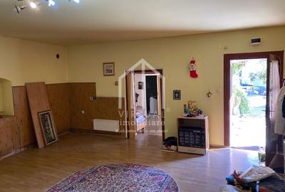 Casă individuală cu 3 camere cu Canalizare în Central - 23