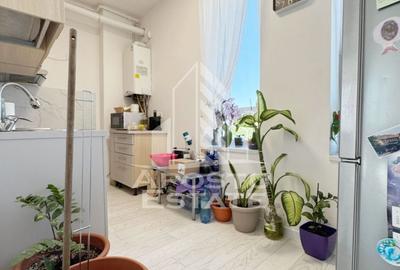 Apartament cu 3 camere semidecomandat, mobilat în Giroc - 1