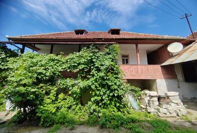Casa de vanzare