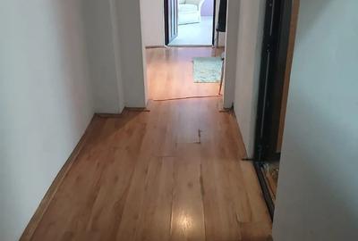 Apartament cu 3 camere decomandat în Central - 2
