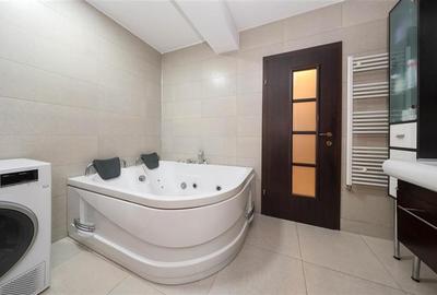 Apartament cu 3 camere decomandat, mobilat în Central - 15