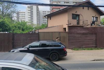 Casa de vanzare Metalurgiei 3 Minute de Metrou - 6
