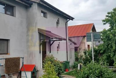 Casă cu 4 camere cu Teren 500 Mp în Săbăreni - 9