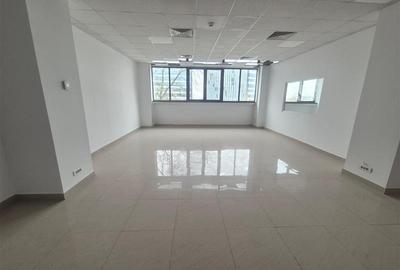 Birou, de 58 mp, în Politehnica - 14