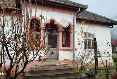 Casă cu 6 camere cu Teren 1500 Mp în Central - 7