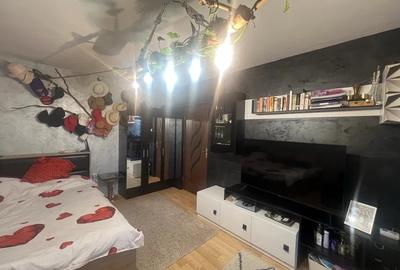 Apartament cu 2 camere decomandat în Tomis Nord - 8