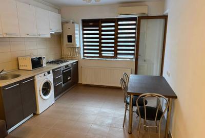 Apartament cu 2 camere decomandat în Berceni - 9