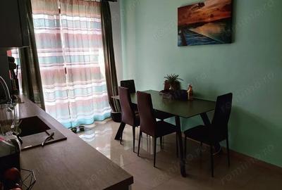 Apartament cu 3 camere decomandat în Girocului - 2