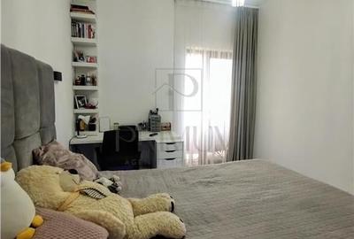 Sanandrei -Apartament 3 camere - doua balcoane -  curte -foisor - beci - zona ex - 7