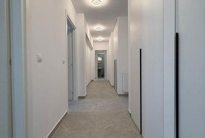 Apartament cu 3 camere în Tractorul - 12