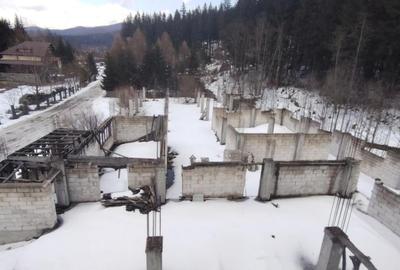 Casă cu 30 camere cu Teren 2639 Mp în Măneciu - 18