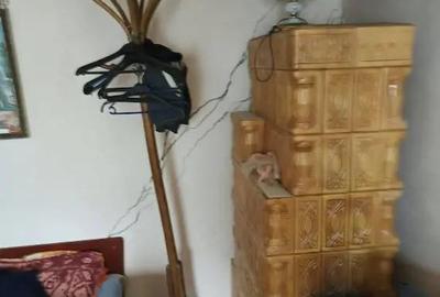 Casă cu 5 camere cu Teren 200 Mp în Potigrafu - 2