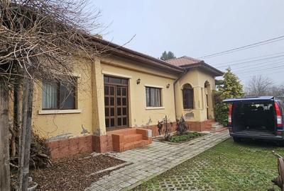 Casă cu 3 camere în Bucșani - 2