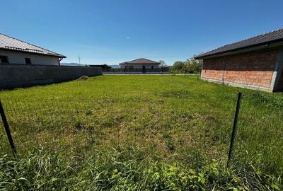 Teren Construcții intravilan de 500 mp, în Copăcelu - 9