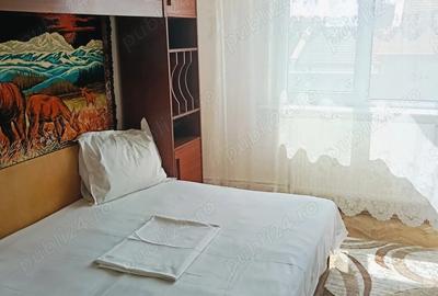 Inchiriez apartament cu 3 camere zona Faleza Nord - 1