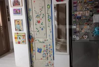 Apartament cu 3 camere semidecomandat în Baciu