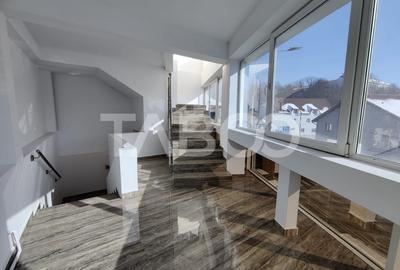 Spatiu comercial cu vitrina pe 3 niveluri cu suprafata utila de 915mp - 6