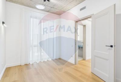 Vila luminoasa cu 4 camere si panouri solare in Amber FOREST Tunari - 16