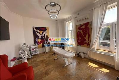 Spațiu comercial, de 198 mp, în Central - 3