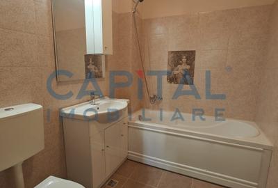 Apartament cu 3 camere semidecomandat, mobilat în Florești - 4