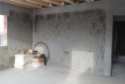 Casă cu 3 camere decomandat cu Teren 500 Mp în Bârnova - 2
