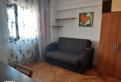 Garsonieră decomandată în Central - 3