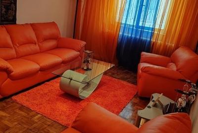 Apartament cu 3 camere decomandat în Central - 1