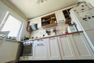 Apartament 2 cam decomandat,55 mp -Tudor Neculai- 106.200 euro - 4