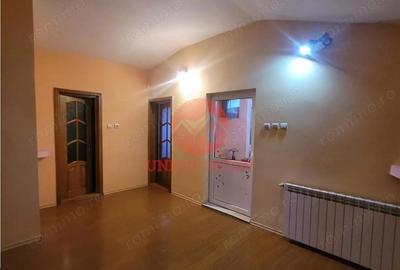 Casă cu 6 camere cu Teren 186 Mp în Vest - 6