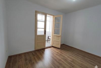 Casă cu 3 camere în Colentina - 7