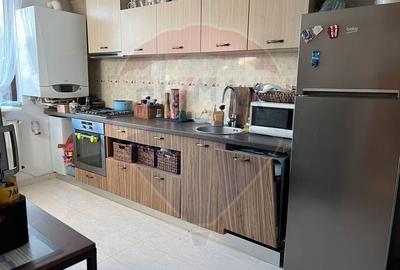 Casă cu 4 camere cu Teren 200 Mp în Dobroești - 4