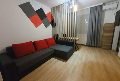 Apartament cu 3 camere semidecomandat în Central