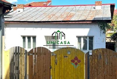 Casa | Centru | Teren 202mp - 2